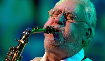 Le saxophoniste Lee Konitz est mort du Covid-19