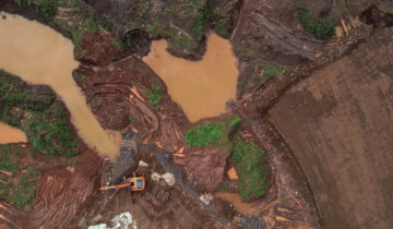 Causes de la rupture d'un barrage minier au Brésil élucidées