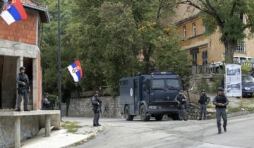 Le Kosovo veut interdire le dinar serbe